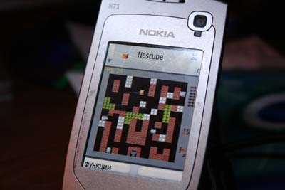 Танчики Battle City  на экране Nokia N71